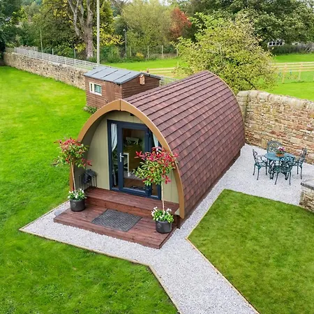 Westfield House Privatunterkunft *